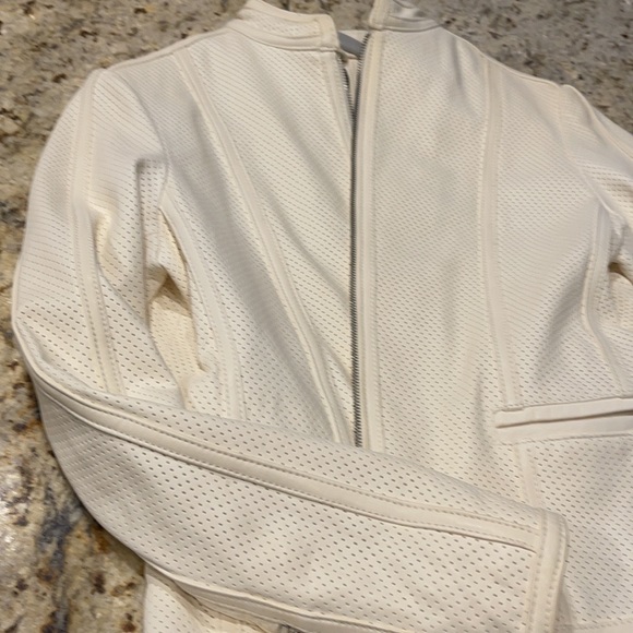 D2K cream leather pinhole couture James - Picture 9 of 12